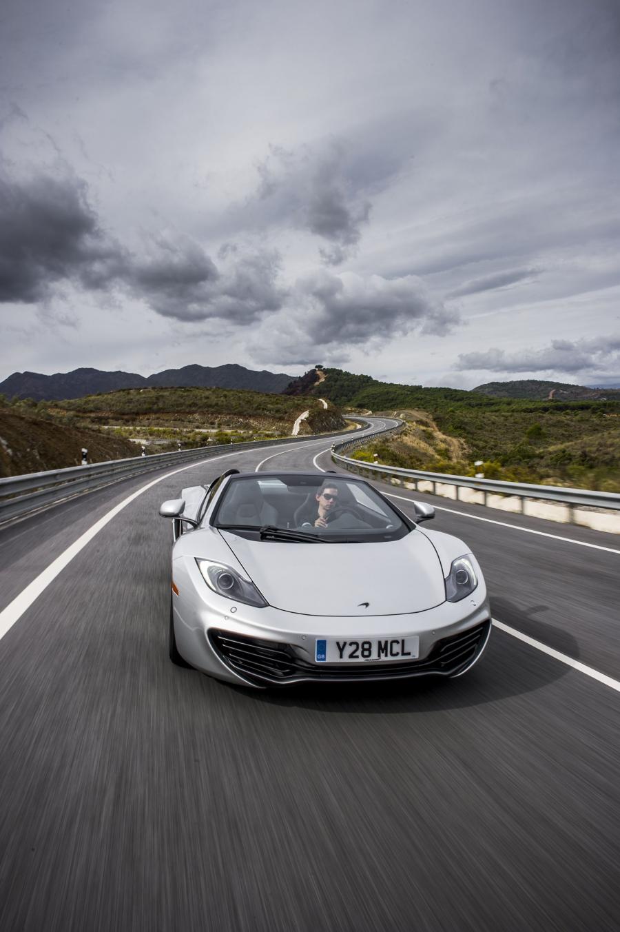 Машина MCLAREN mp4 12c