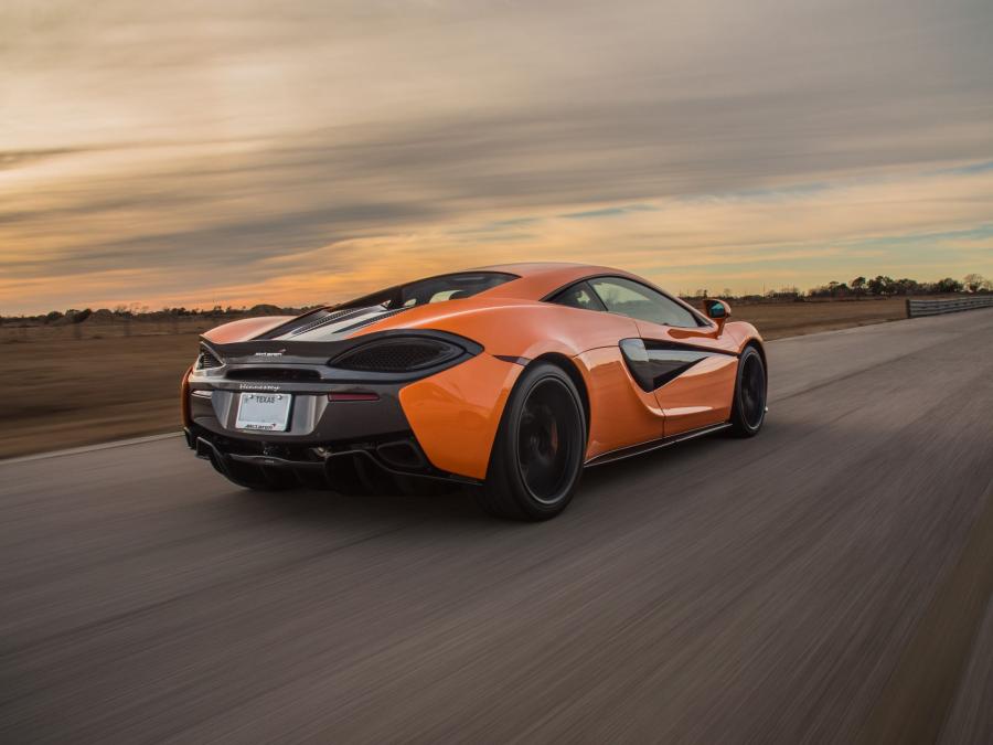 MCLAREN 570s сзади