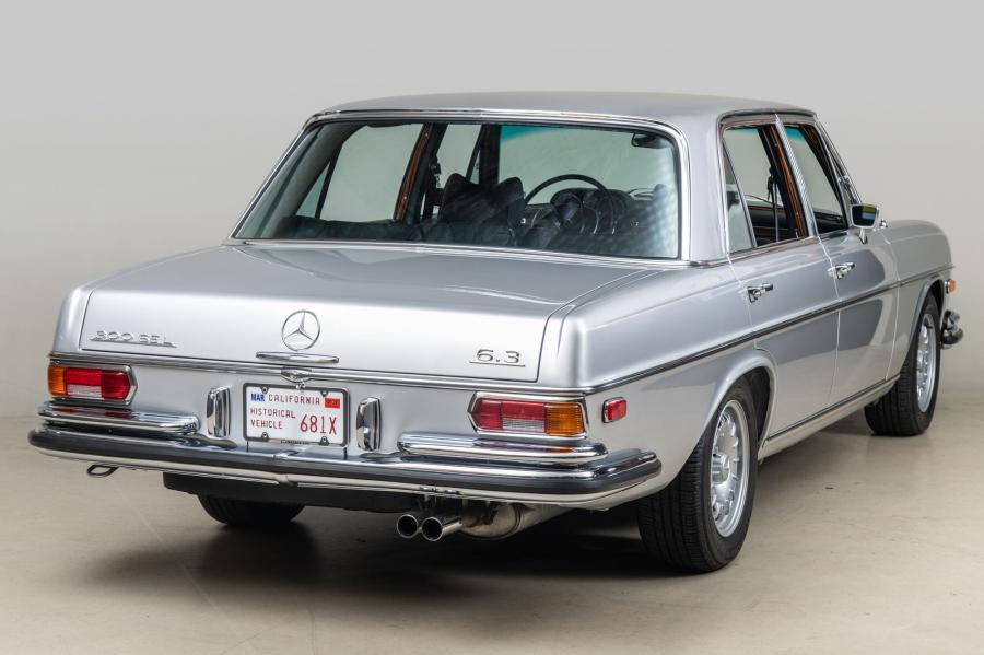 Mercedes Benz w109