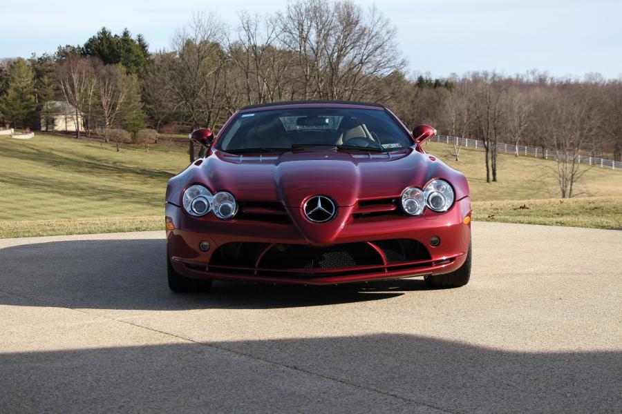 Mercedes Benz SLR MCLAREN 999 Red