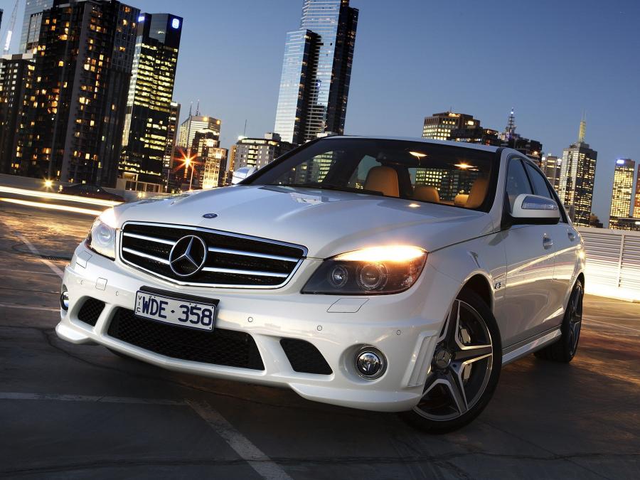 C63 AMG Night