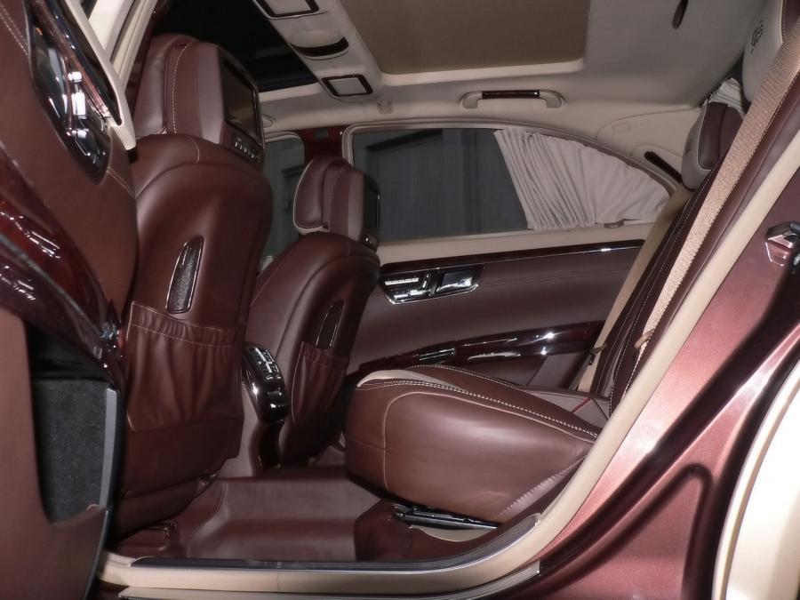 Mercedes Benz w221 Interior