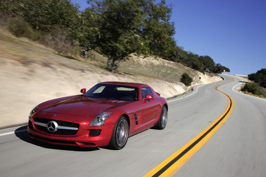 Mercedes Benz SLS AMG 2010