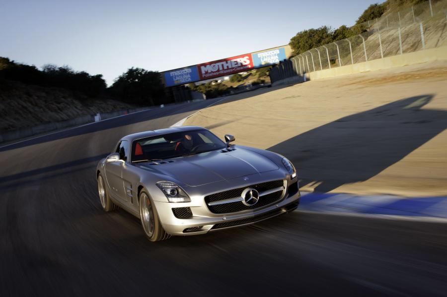 Mercedes SLS AMG 2010