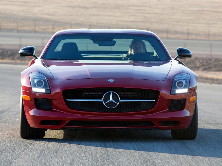 Автомобили 2012 года фото. Mercedes-Benz SLS AMG gt (2013). Mercedes-Benz SLS AMG gt 2012. Mercedes SLS AMG 2013. Mercedes AMG gt 2012.