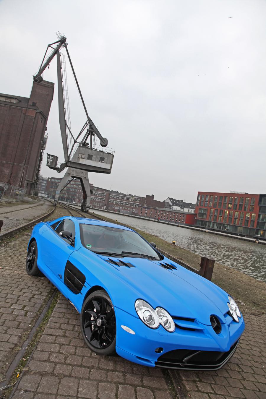 Mercedes SLR MCLAREN Blue