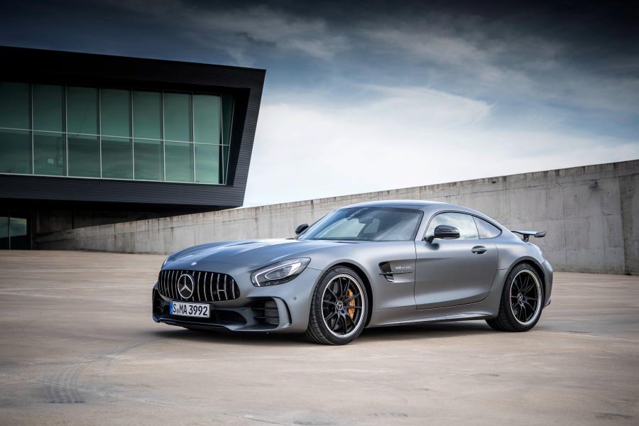 Mercedes Benz AMG gt r190