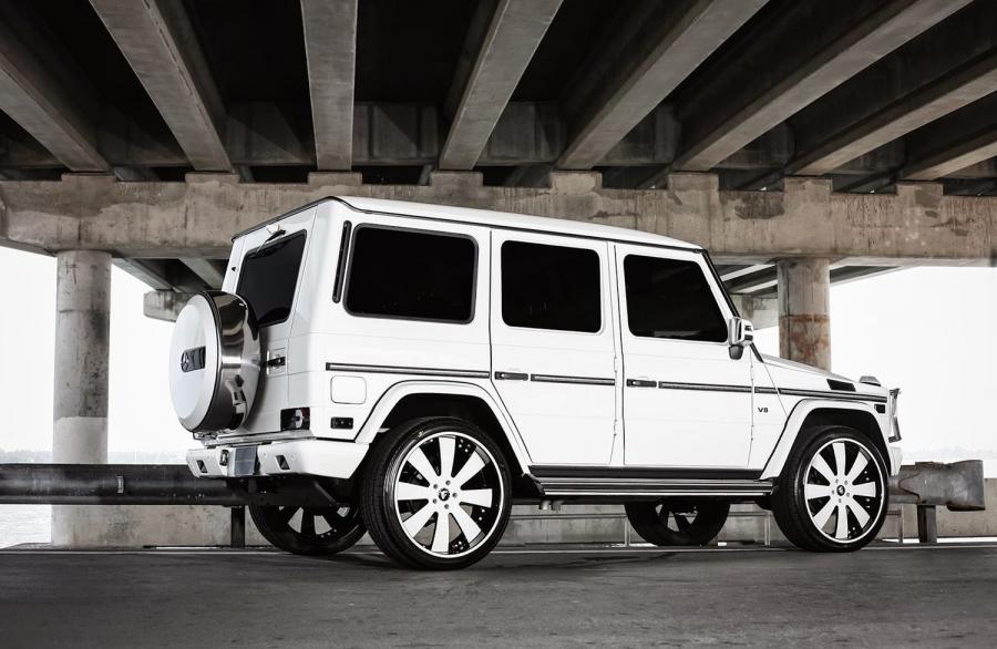 Бело черный гелендваген. Mercedes g63 AMG Wheels Forgiato. G 500 2021 Wheels Forgiato. Mercedes g Wagon 360 Camera. G class Forgiato