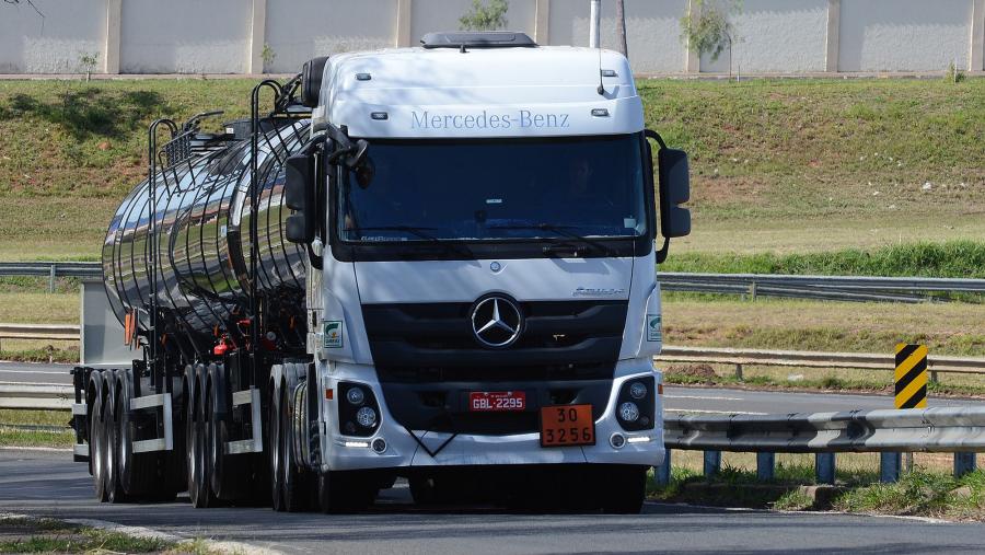 Mercedes Benz Actros 2651 LS