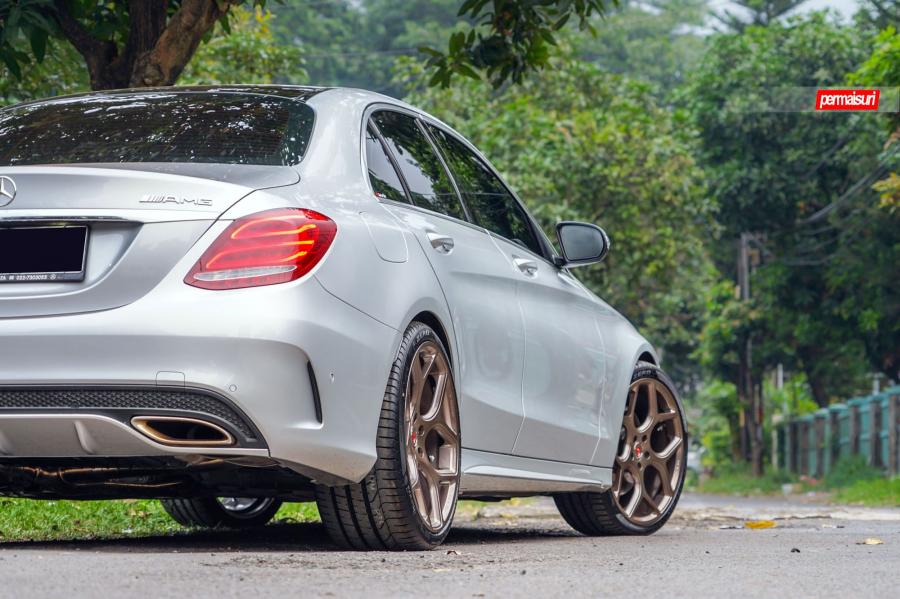 Mercedes Benz c250 AMG