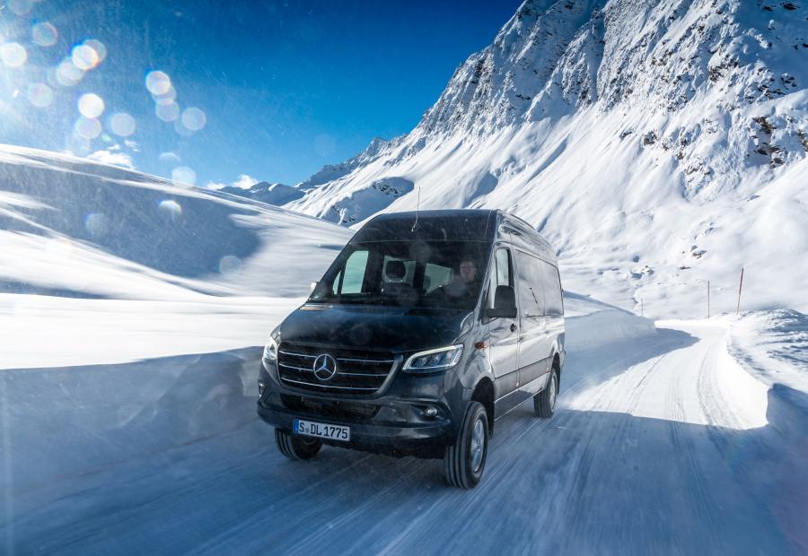 Mercedes Sprinter 319