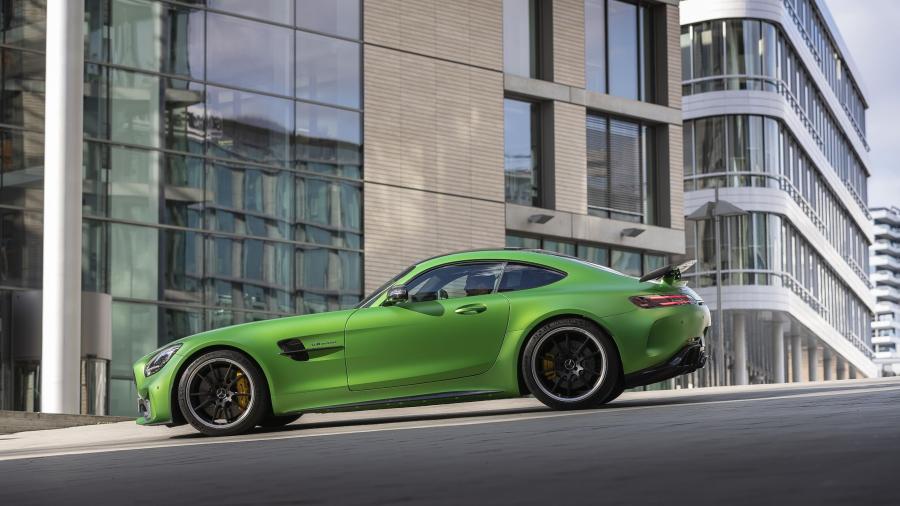 Mercedes Benz AMG gt r 2019