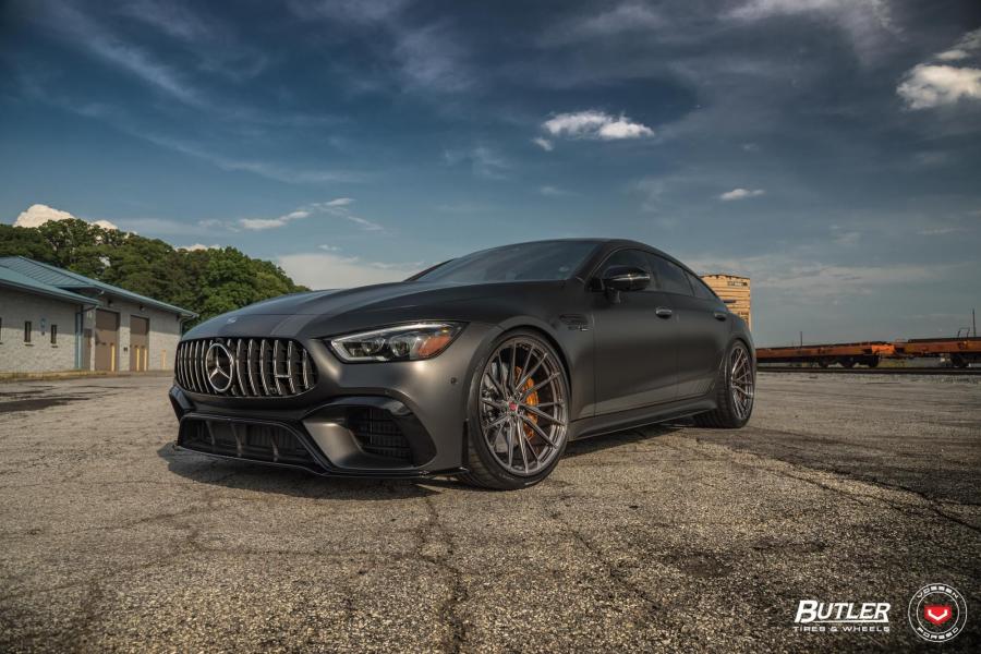 Mercedes AMG gt 63 s White