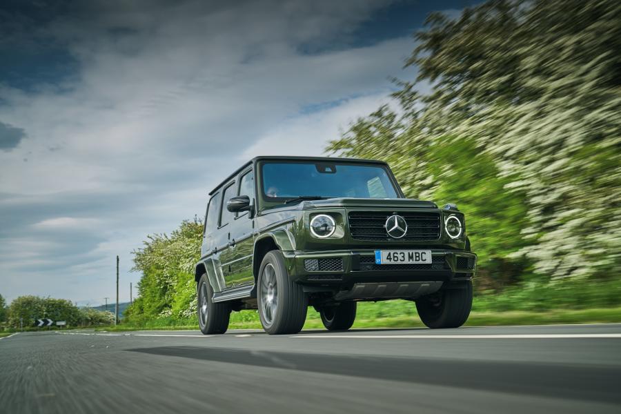 Mercedes Benz g400