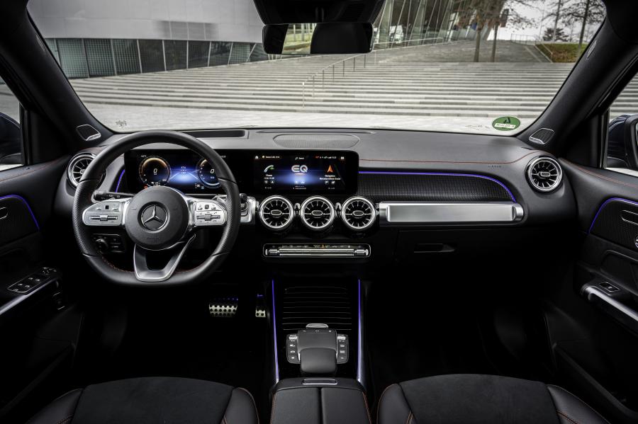 Торпедо EQB 300 4MATIC AMG Line (X243) 2021 года  (WW) (фото 6 из 15)