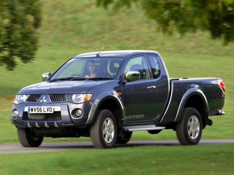 Mitsubishi l200 фото