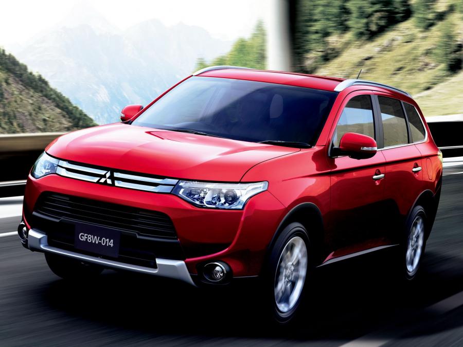 Mitsubishi Outlander 2014 года выпуска для рынка Японии. Фото 1. VERcity