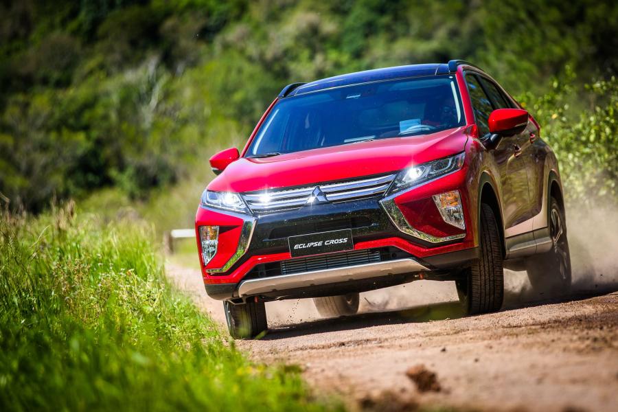 Mitsubishi eclipse cross фото