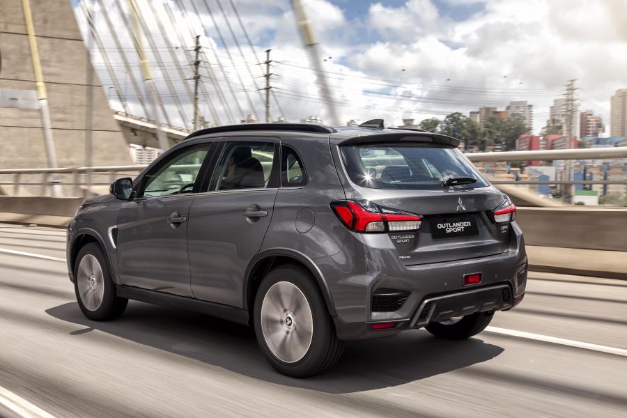 Mitsubishi Outlander Sport SUV