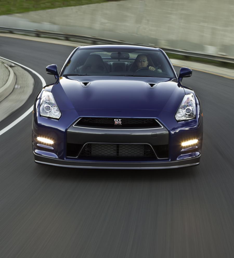 Nissan GTR Black 2012