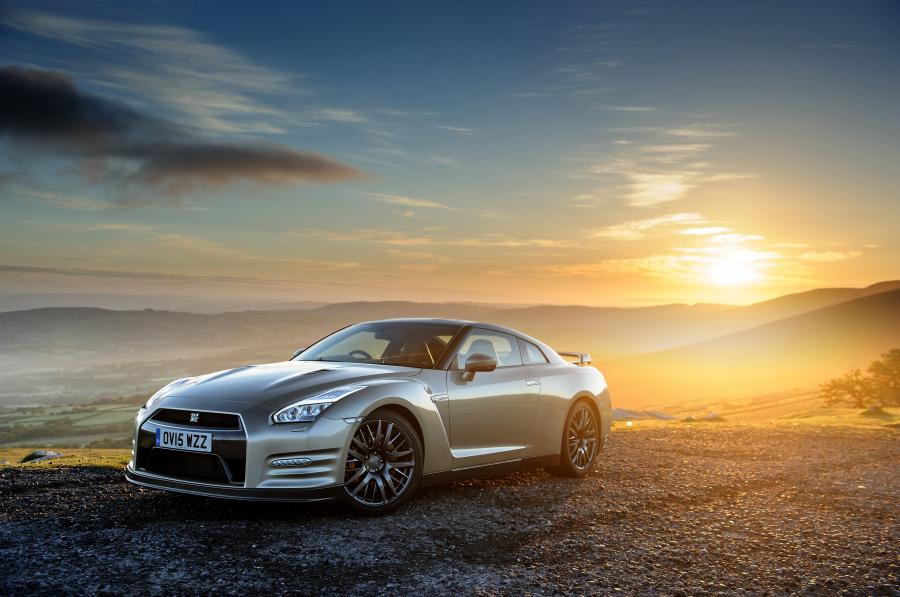 Nissan GT-R 45th Anniversary 2015 года выпуска для рынка Великобритании ...