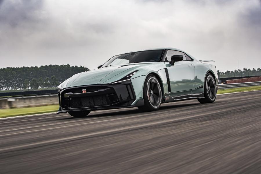 Nissan GTR 2019