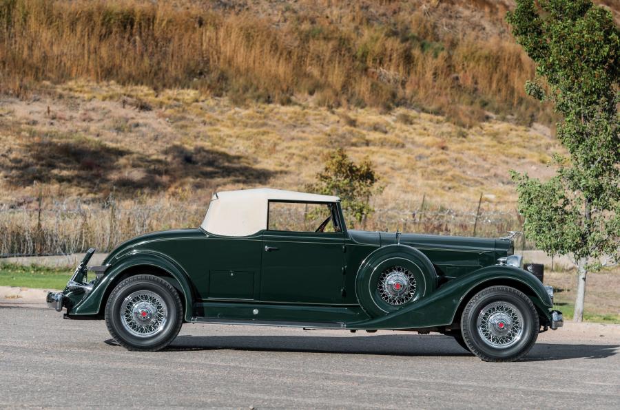 1936 Packard super eight Coupe