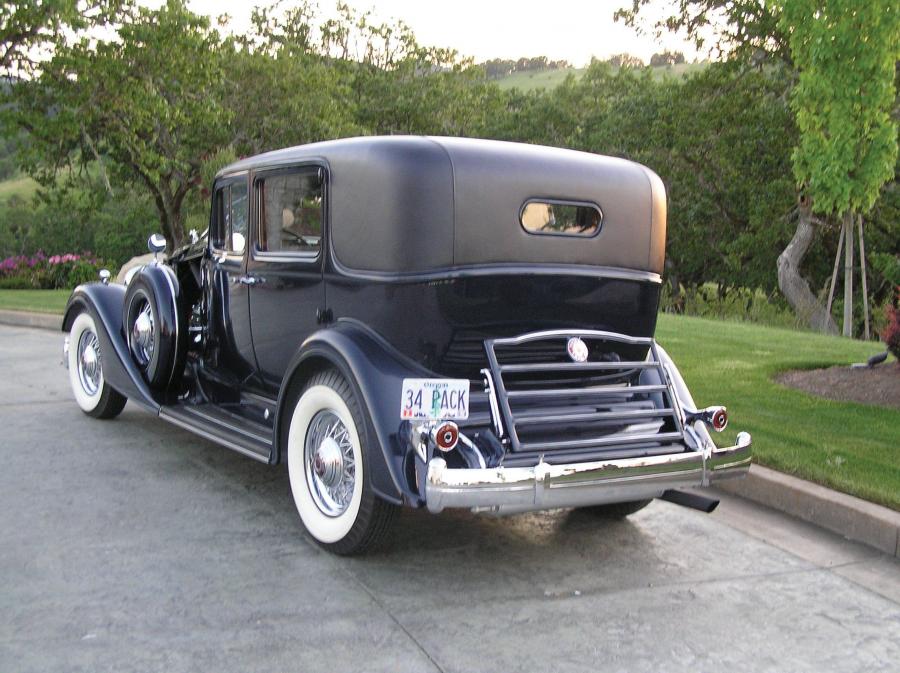 Packard 12 sedan