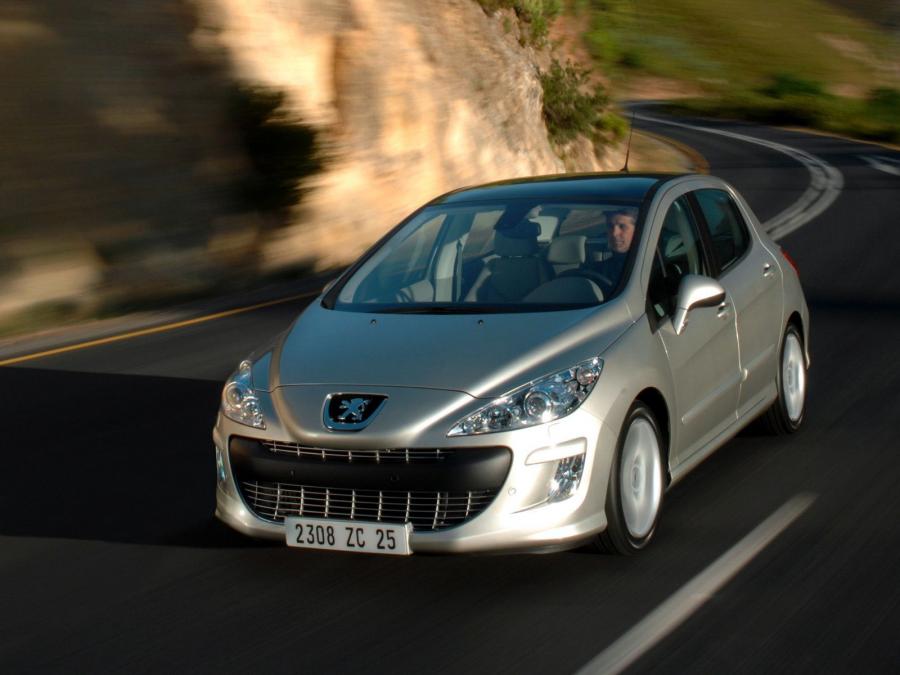 Peugeot 308 фото