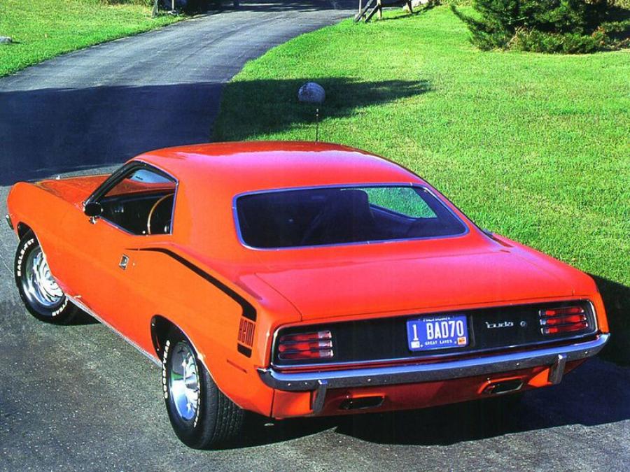 Машина Plymouth Hemi CUDA