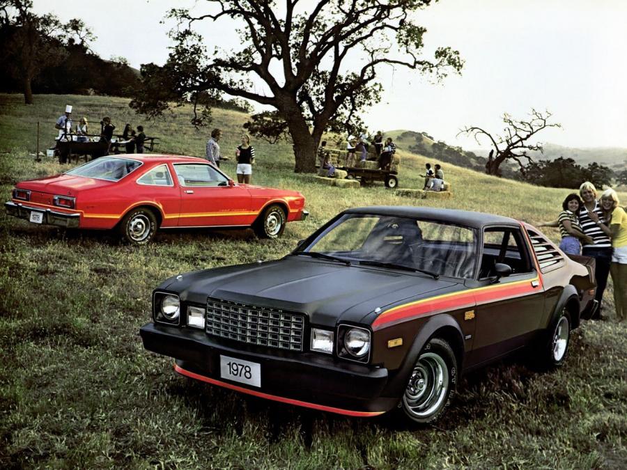Plymouth Volare Super Coupe & Road Runner 1978 года выпуска.