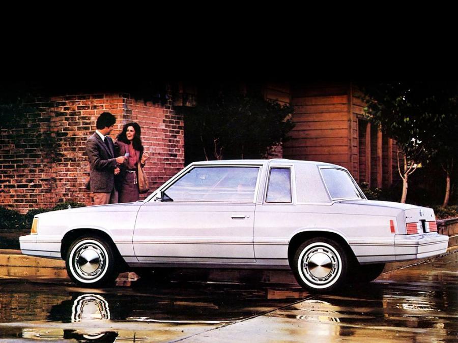 Plymouth Reliant Custom 2-Door Sedan 1982 года выпуска. Фото 1. VERcity