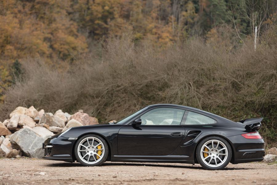 Porsche 911 gt2 997