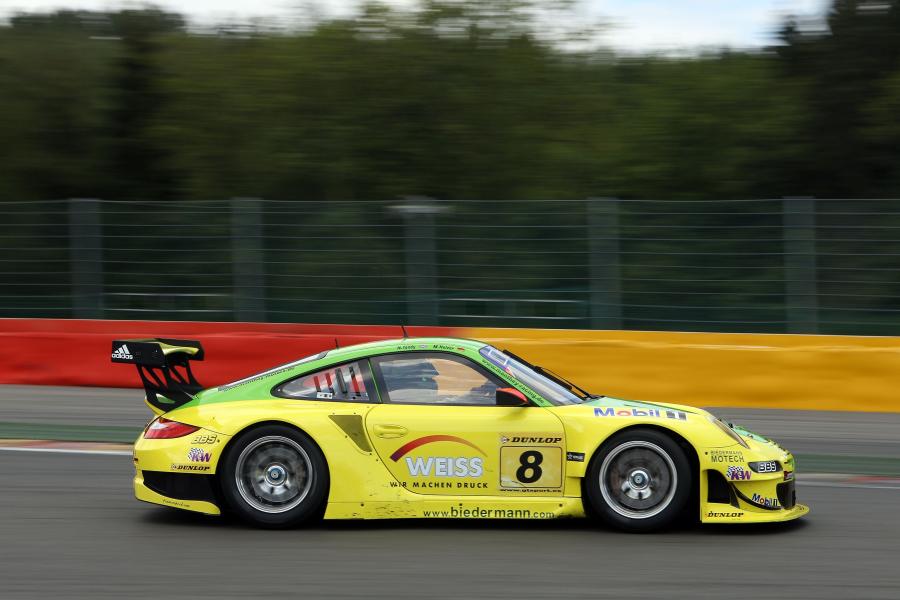 Porsche 911 RSR Race track