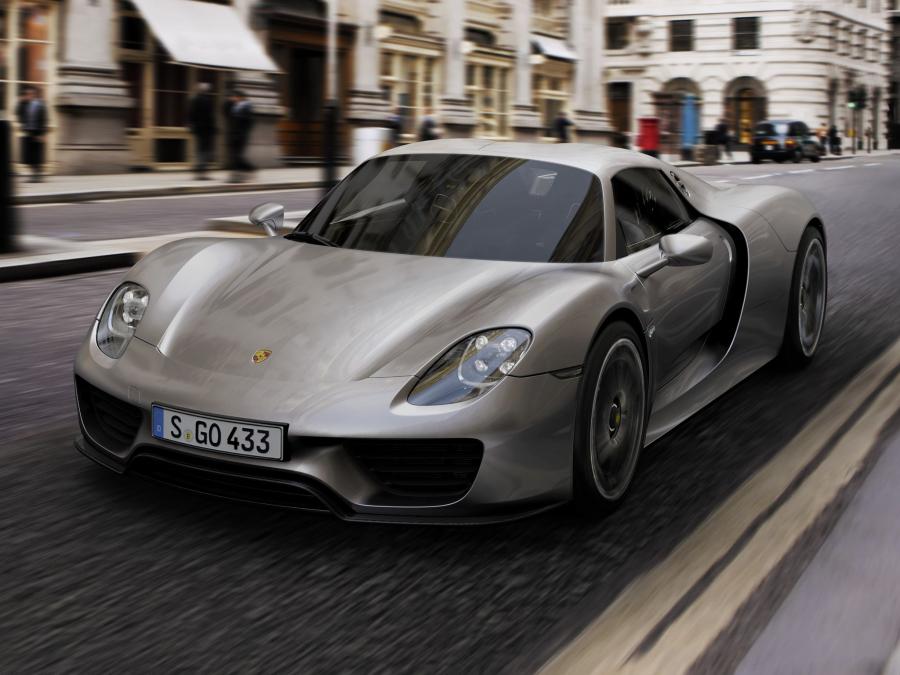 Машина Порше 918 Спайдер