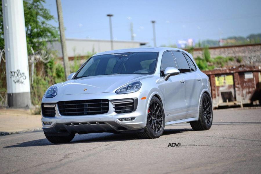 Porsche Cayenne GTS 2008 черный