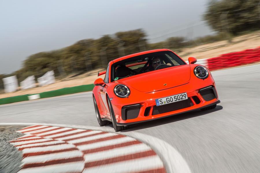 Porsche 911 gt3 RS оранжевый