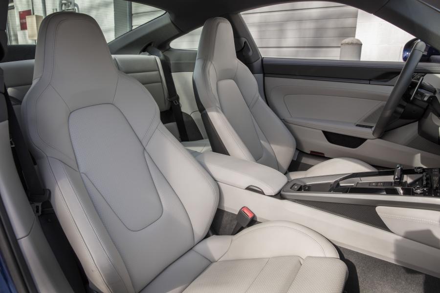 Porsche 911 Turbo s 2020 Interior