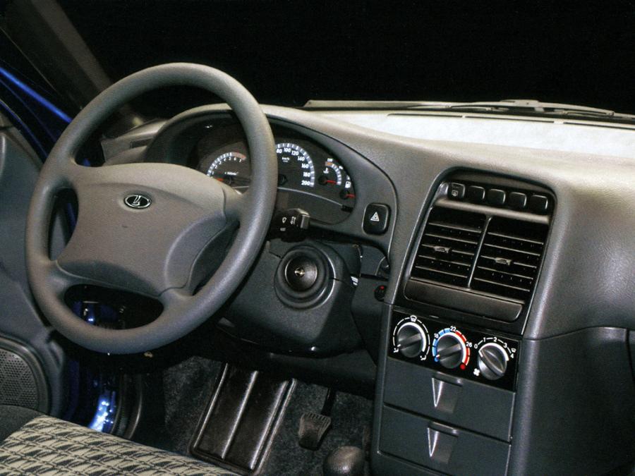 Торпедо Lada 112 (ВАЗ-2112) 1994 года  (фото 4 из 8)