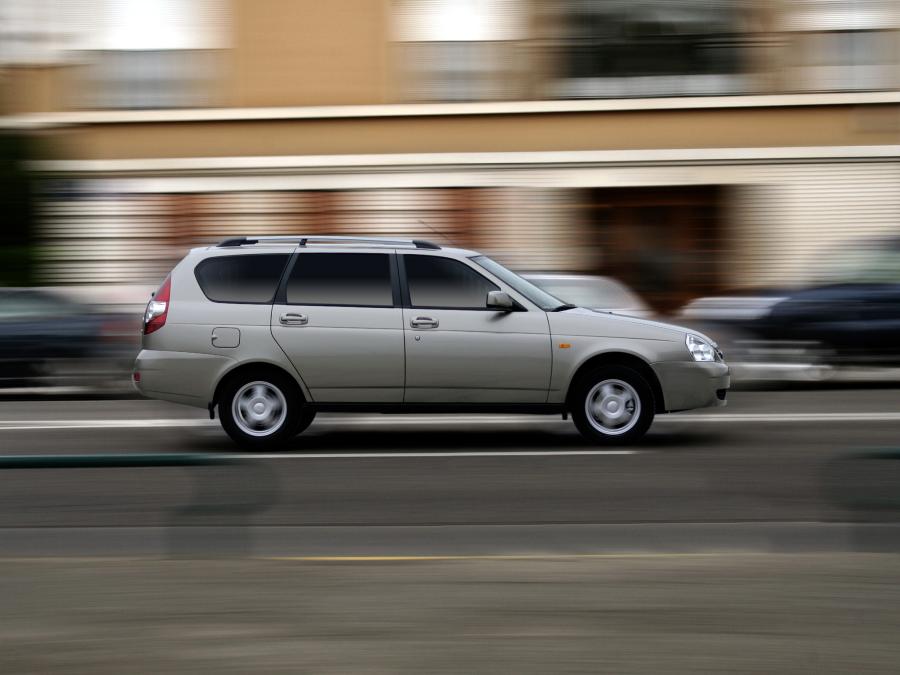  Lada Priora Универсал (2171) 2009 года  (фото 7 из 10)