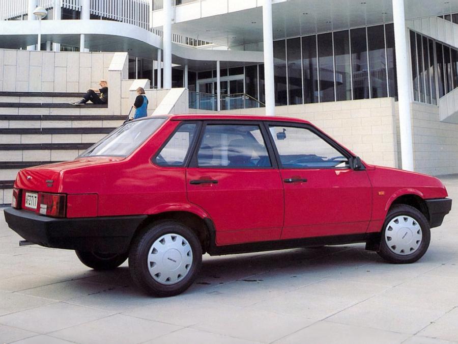  Lada Samara Sedan (210990) 1992 года  (фото 6 из 7)