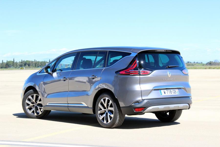 Рено эспейс 5 фото Renault Espace в кузове JR, выпускаемого с 2015 года по 2019 год для рынка Всего