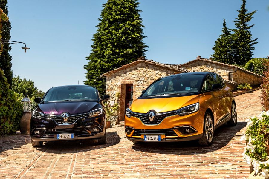 Рено 2016 года фото Renault Scenic Photos and Specs. Photo: Renault Scenic modern restyling and 22 p