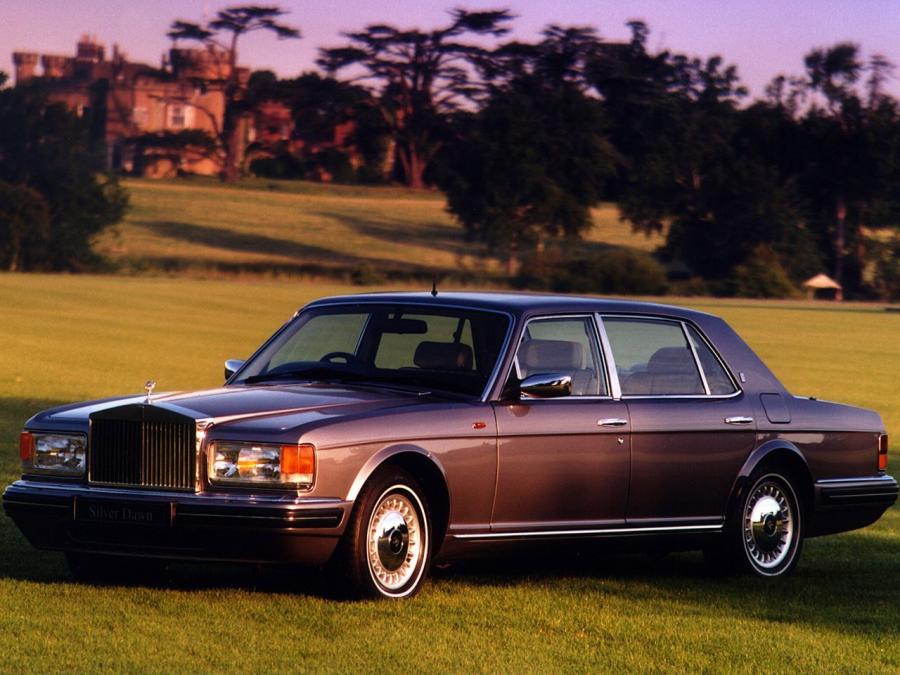 Р›РёРјСѓР·РёРЅ Rolls Royce Silver