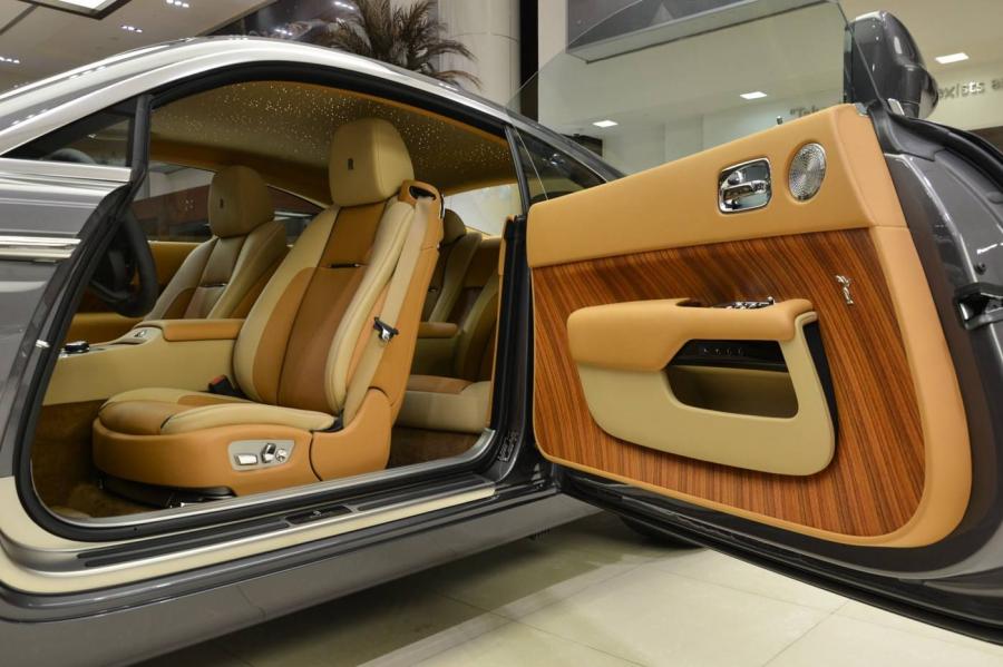 Rolls Royce Phantom двери