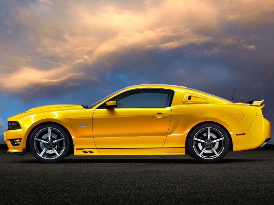 Saleen 302 Black Label Mustang