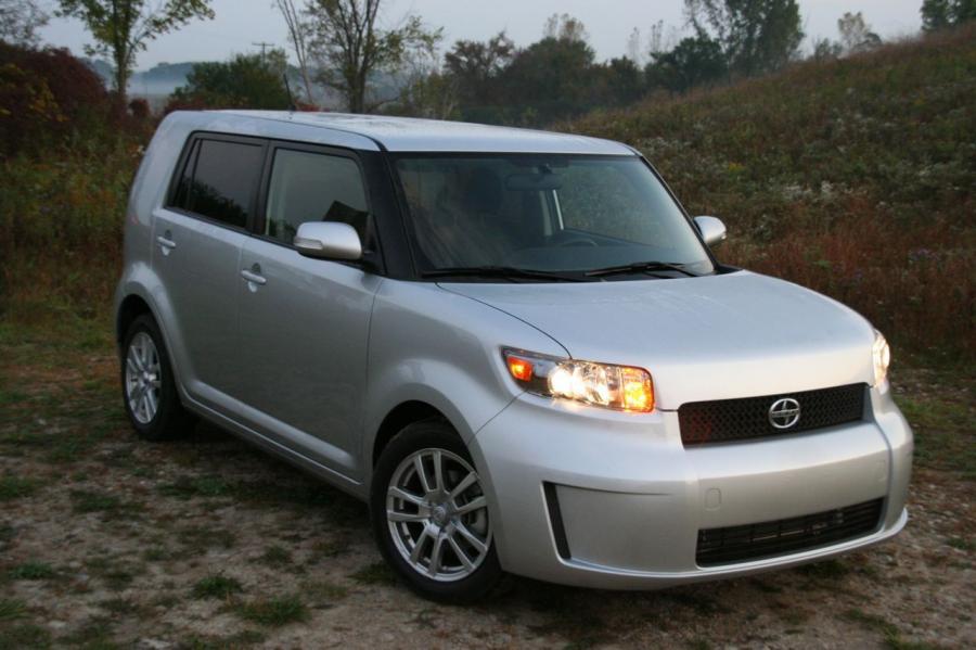 Toyota Scion 2007Рі