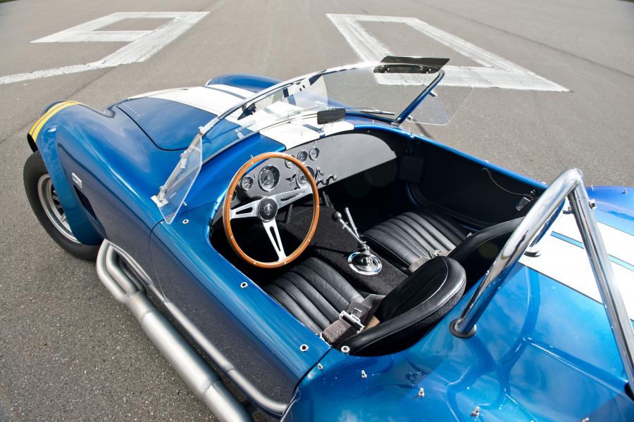 Бензиновая Shelby Cobra Sherhan