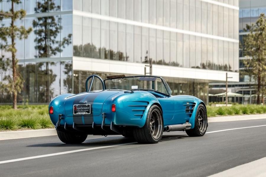 Shelby Cobra 2020