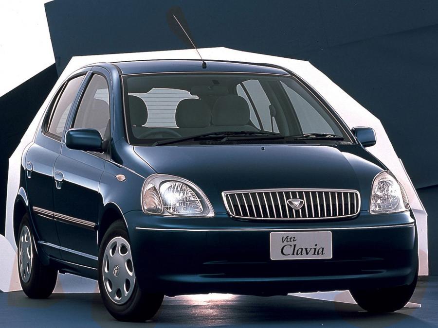 Toyota clavia vitz отличие